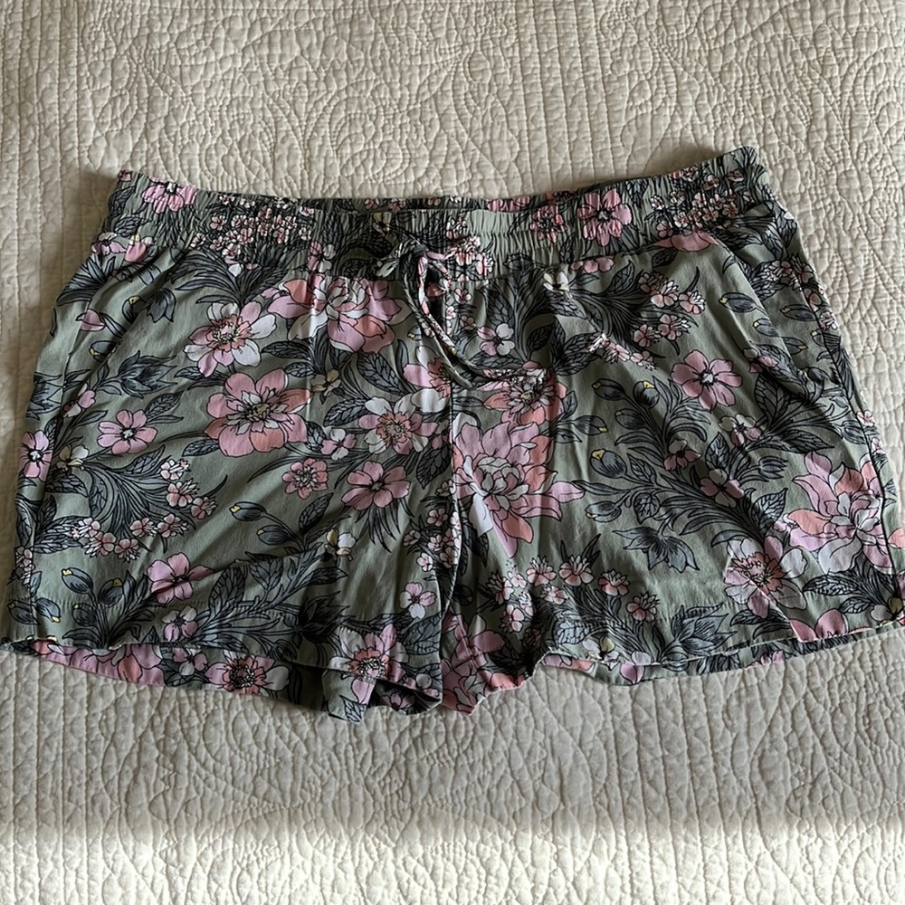 LOFT floral shorts